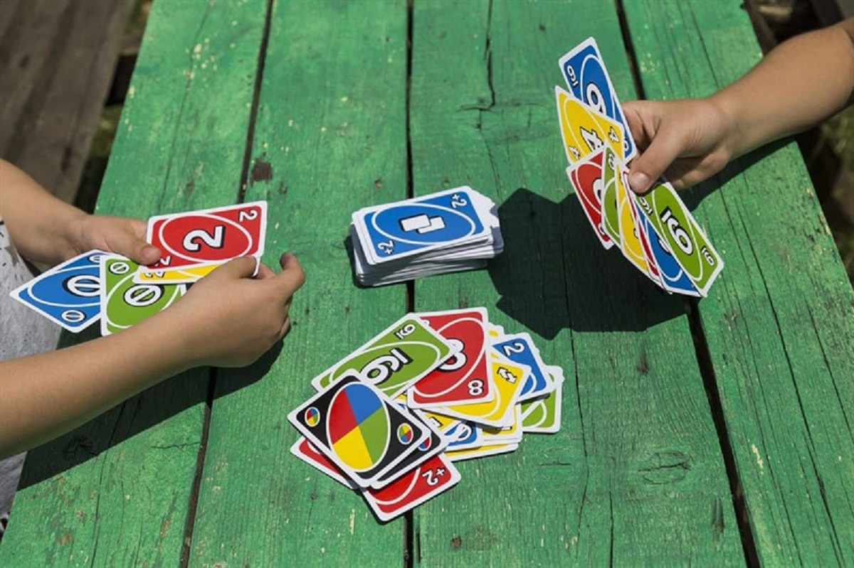 Mách bạn mẹo chơi bài Uno dễ thắng mà lại gom tiền lớn 